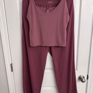 SKIMS “Beet” Set